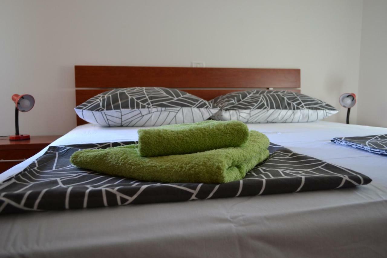 Din Apartment