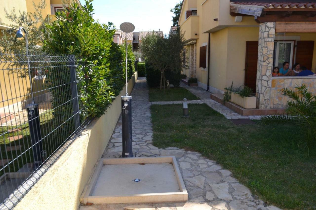 Din Apartment *