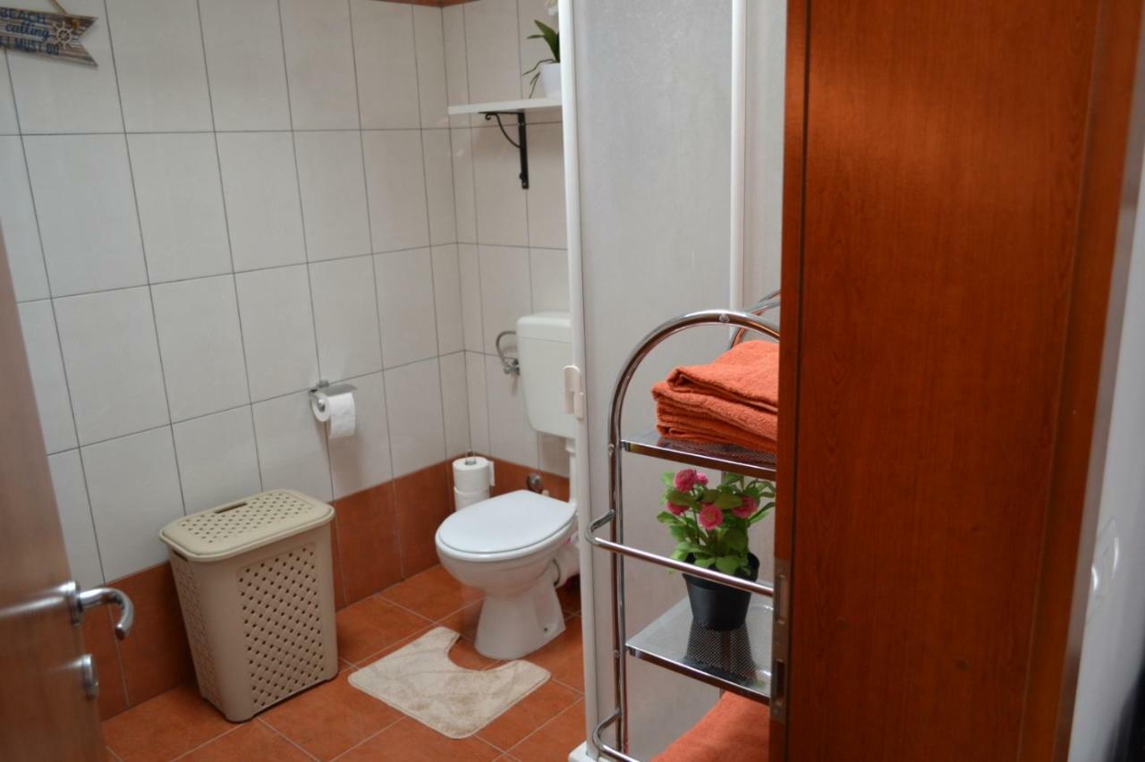 Din Apartment *