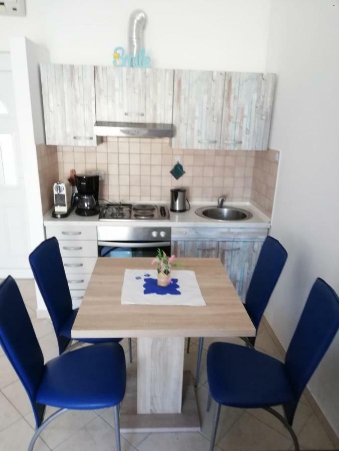 Apartment Din